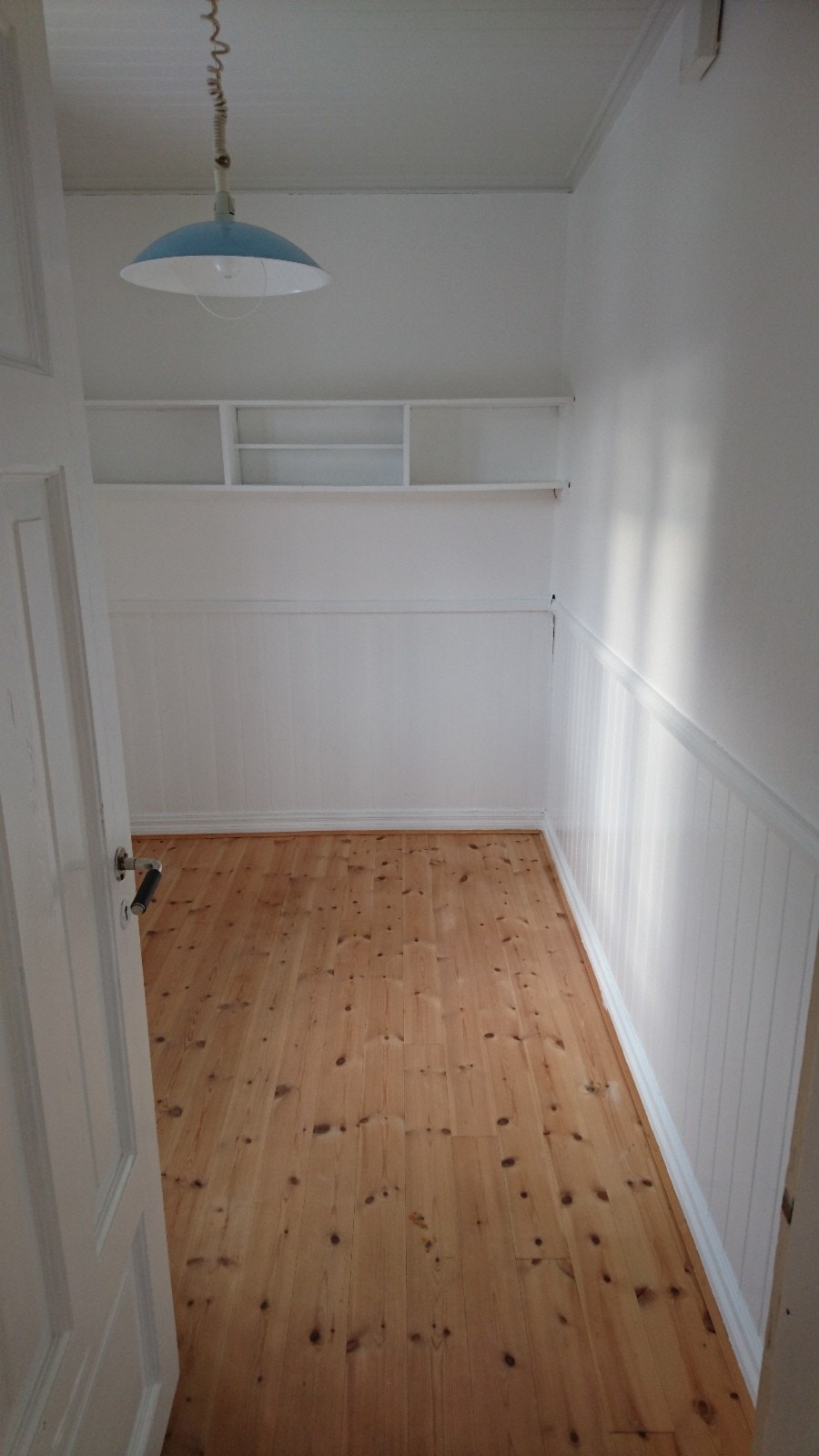 Lite rom Galleribilde