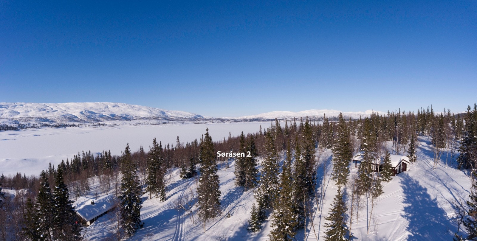 Søråsen hyttegrend består av 17 sørvendte tomter Galleribilde