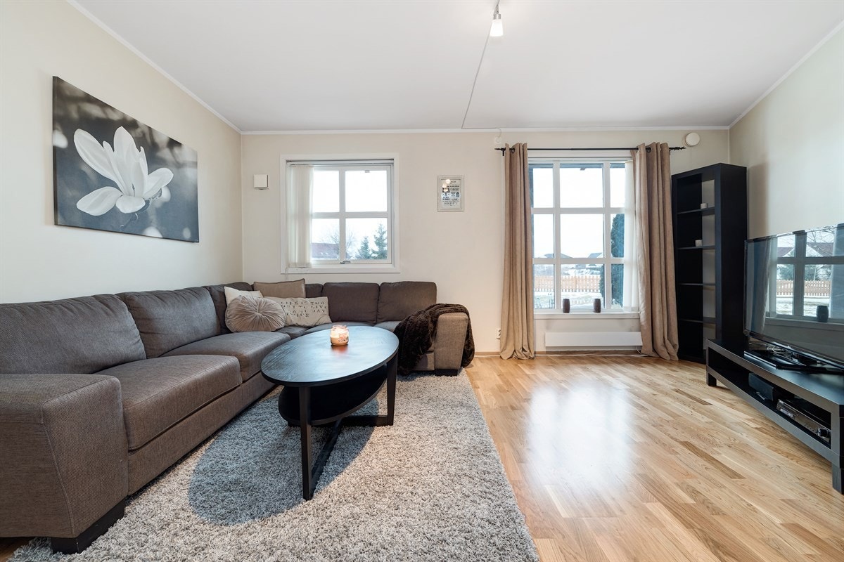 Eldre bilde av stuen Galleribilde