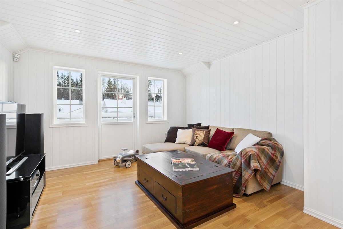 Loftstue med utgang til terrasse Galleribilde