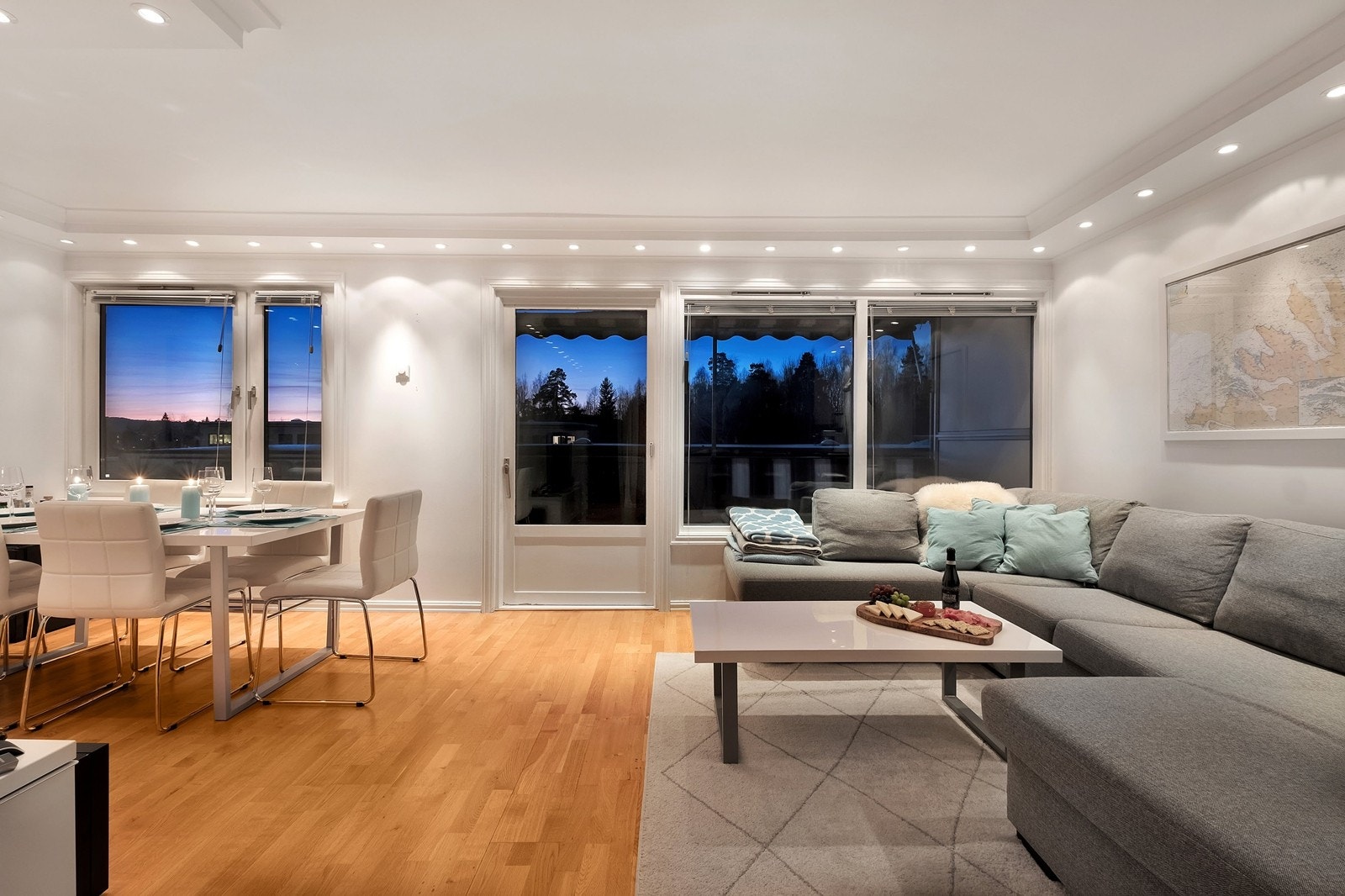 Stemningsbilde kveld - her kan mange koselige kvelder tilbringes! Galleribilde