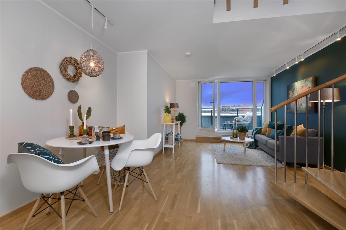 Mulighet for spisebord i den andre enden av stuen. Galleribilde