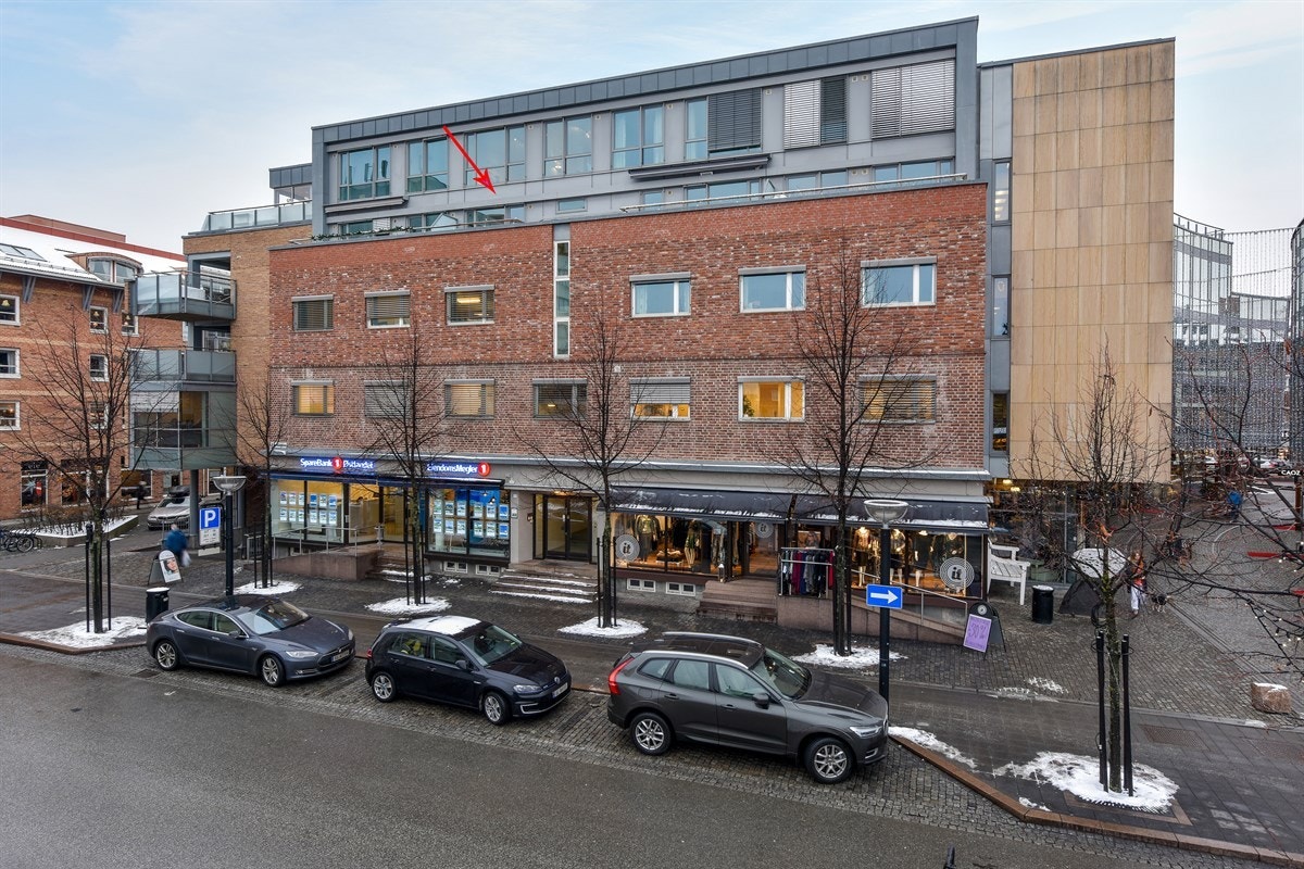 Asker kulturhus er en flott møteplass for alle med bl.a. stor teater/konsertsal, kino, galleri og ungdomsklubb. Galleribilde