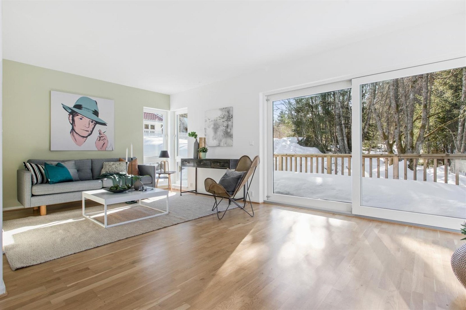 Utgang til terrassen. Galleribilde