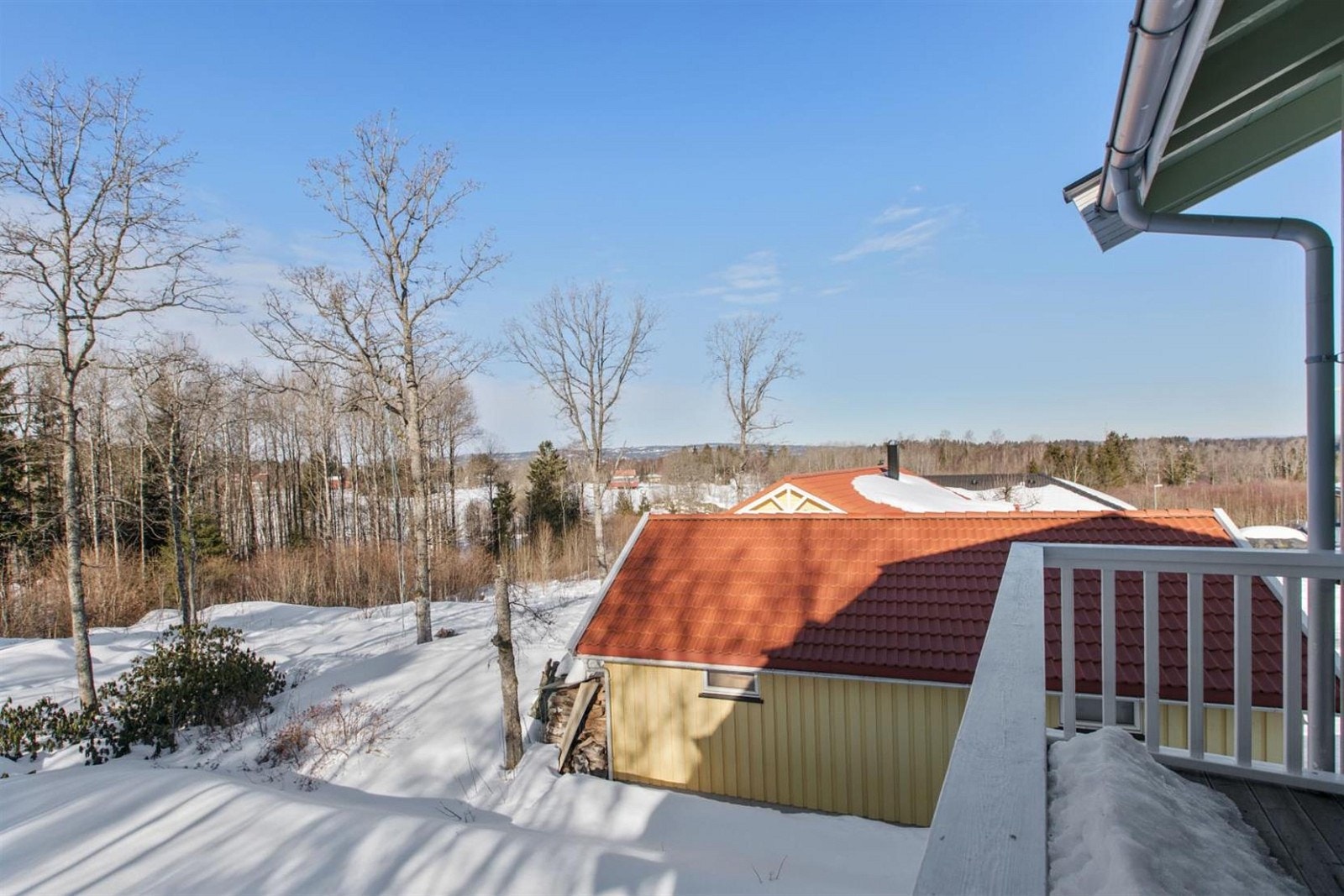 Fin balkong fra stuen i 2. etasje. Galleribilde