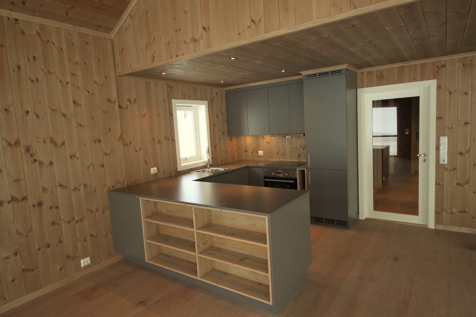 Spesialtilpasset kjøkken fra Hamran Galleribilde