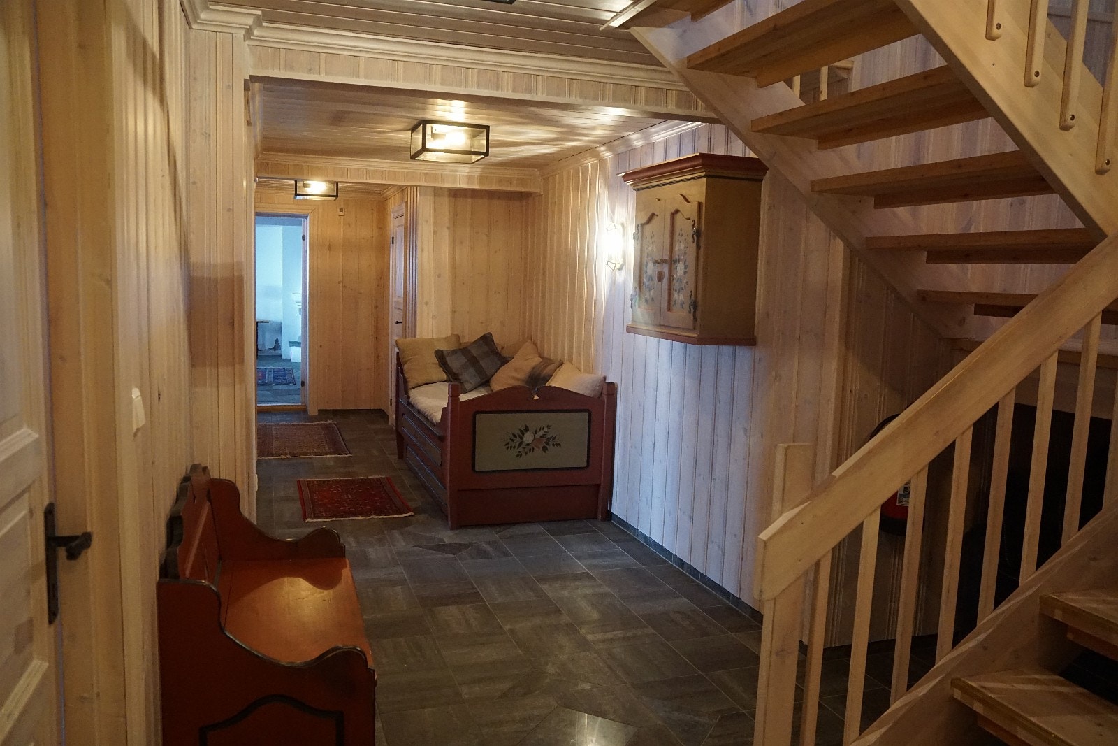 Gang nede Galleribilde