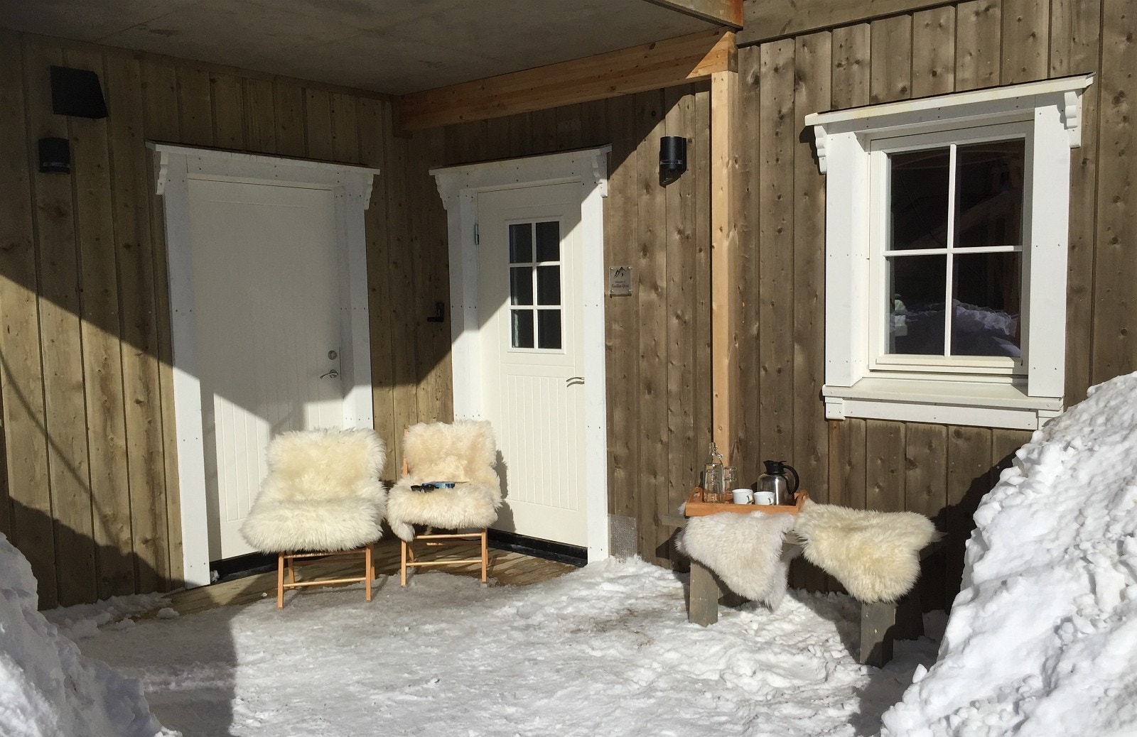 Inngangsparti, solkrok Galleribilde