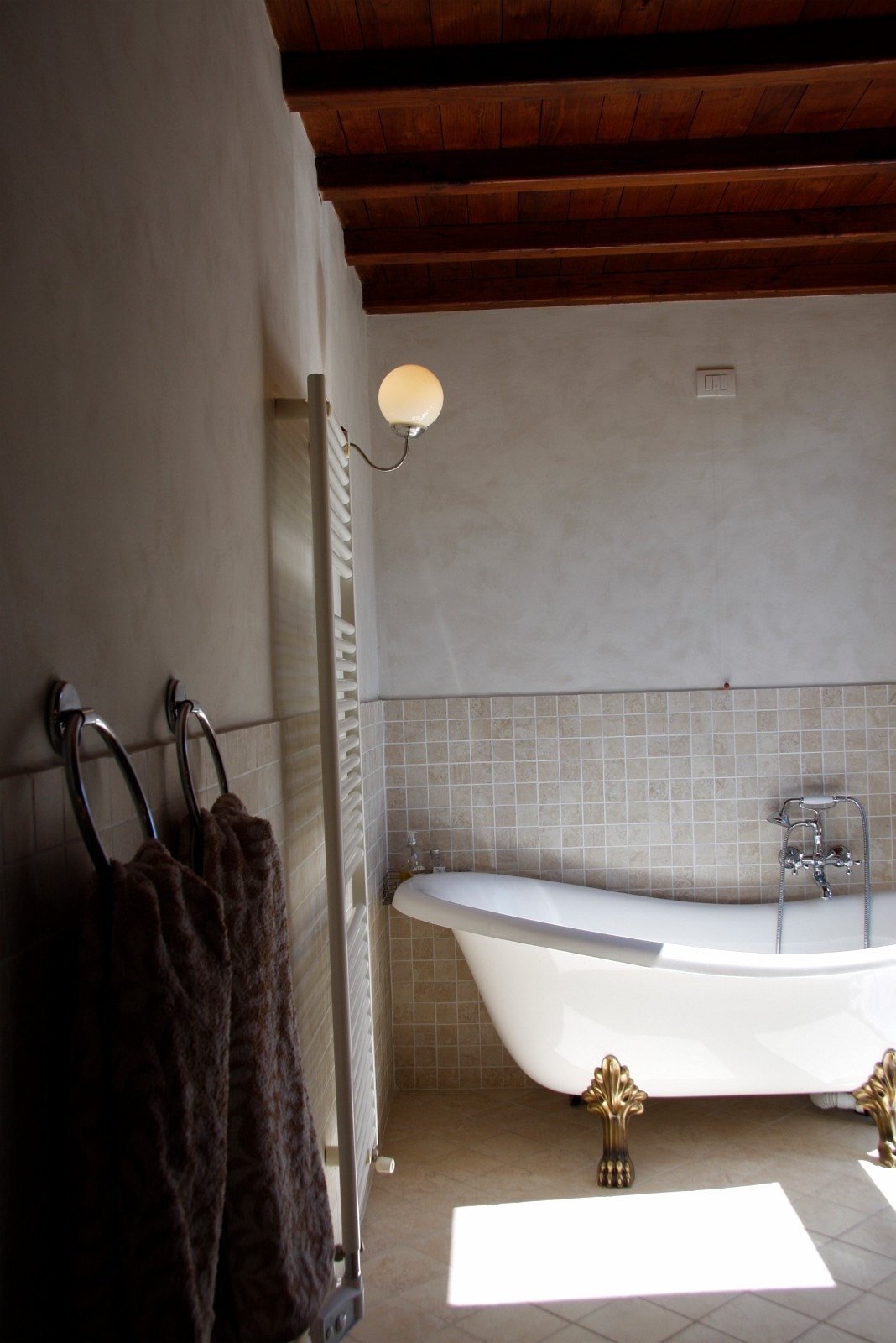 Badekar i badet i 2 etg. Galleribilde