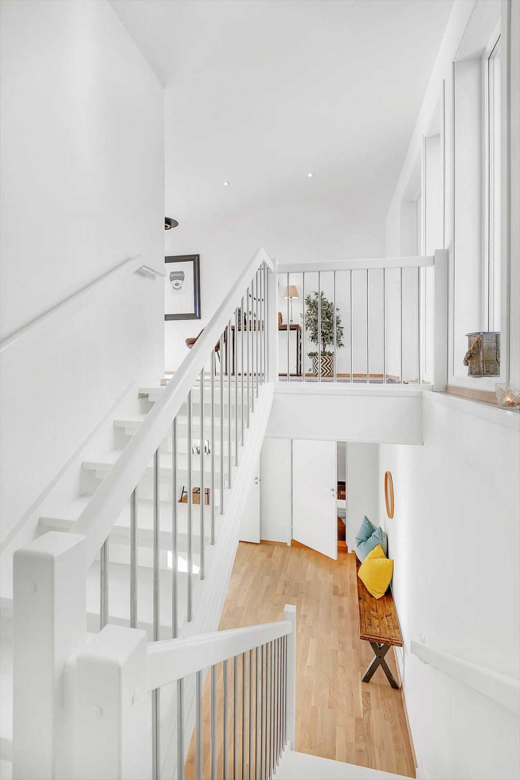 Trapp ned til underetasje Galleribilde