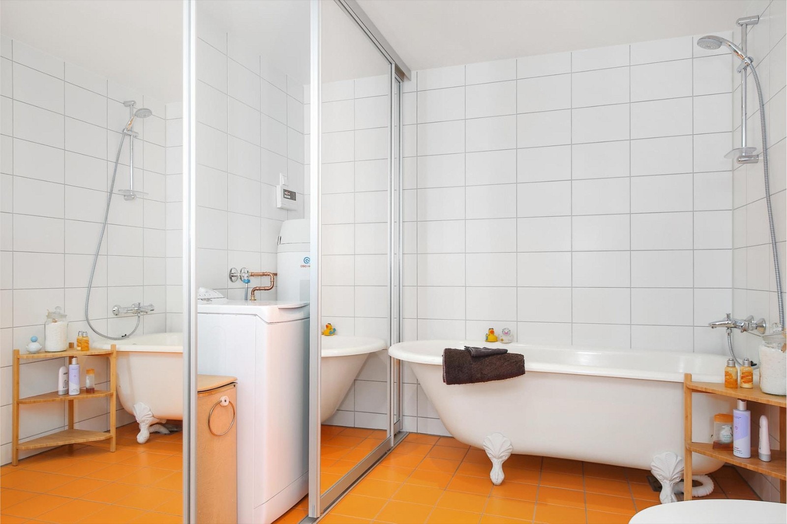 Vaskeromsavdelingen kan enkelt gjemmes bort bak skyvedørene Galleribilde