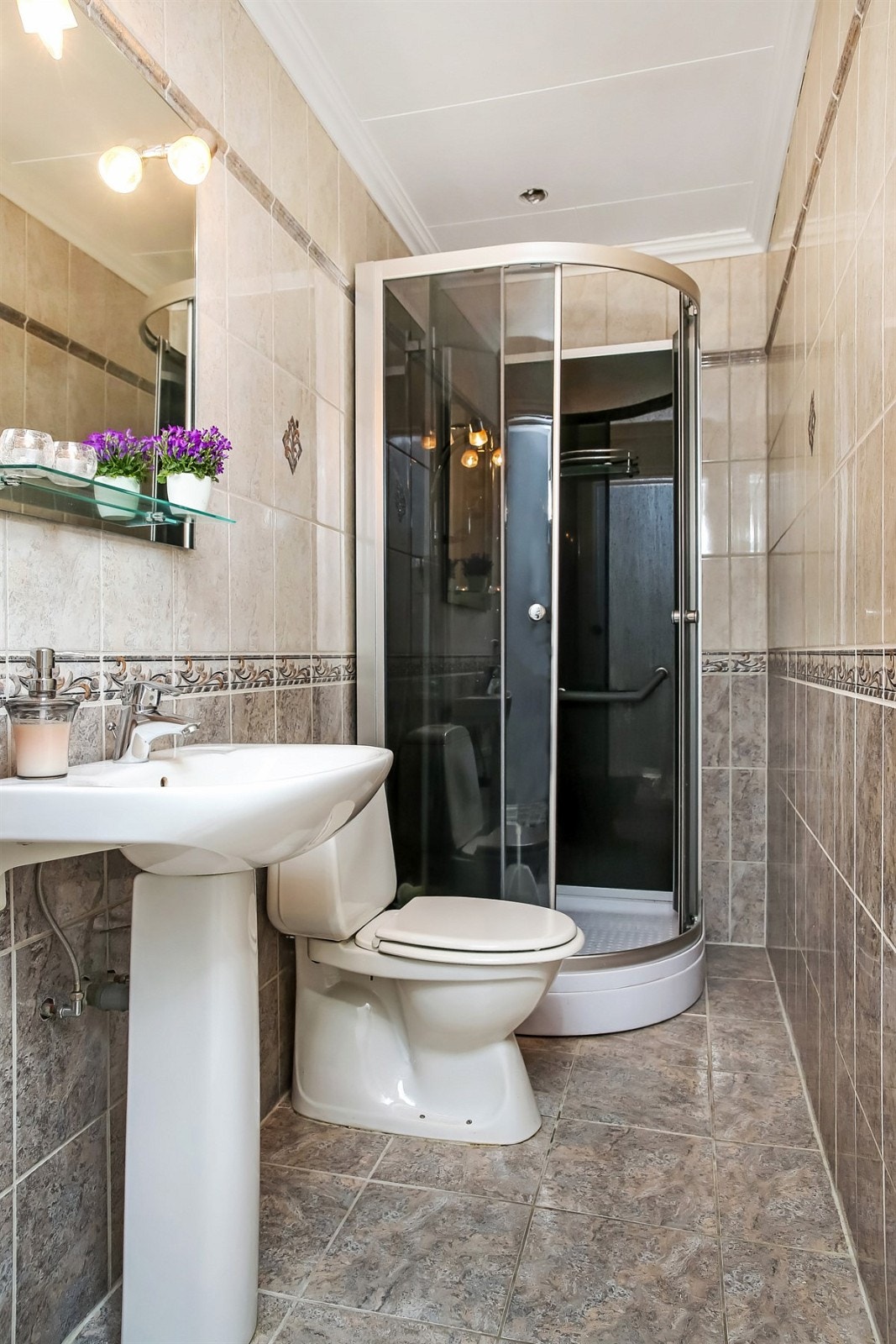 6 bad (5) Galleribilde