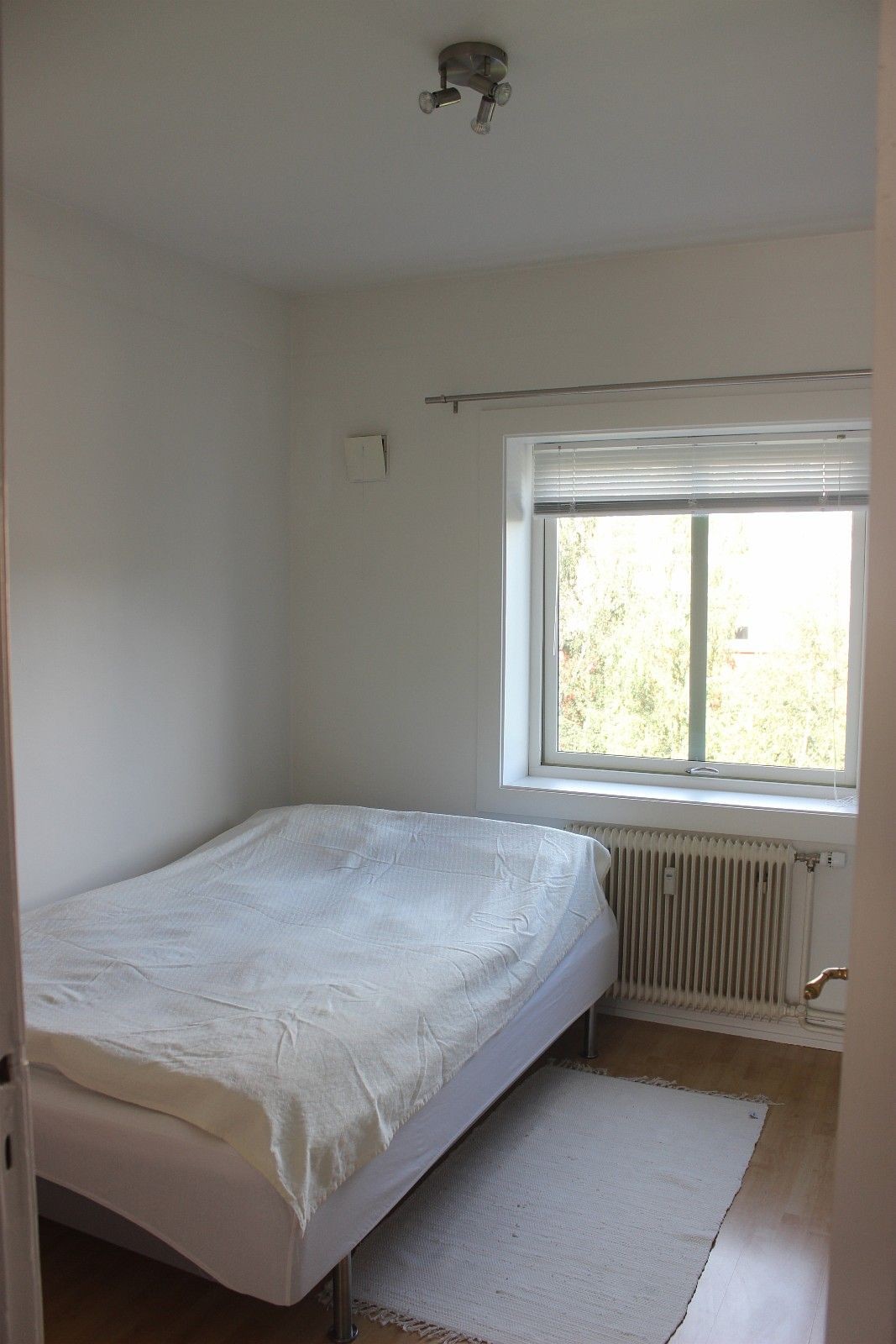 Soverom med 1.40 seng Galleribilde