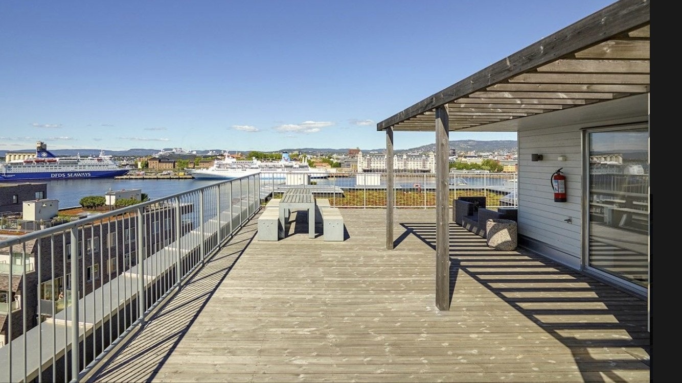 Roof terrace on the 8th floor Galleribilde