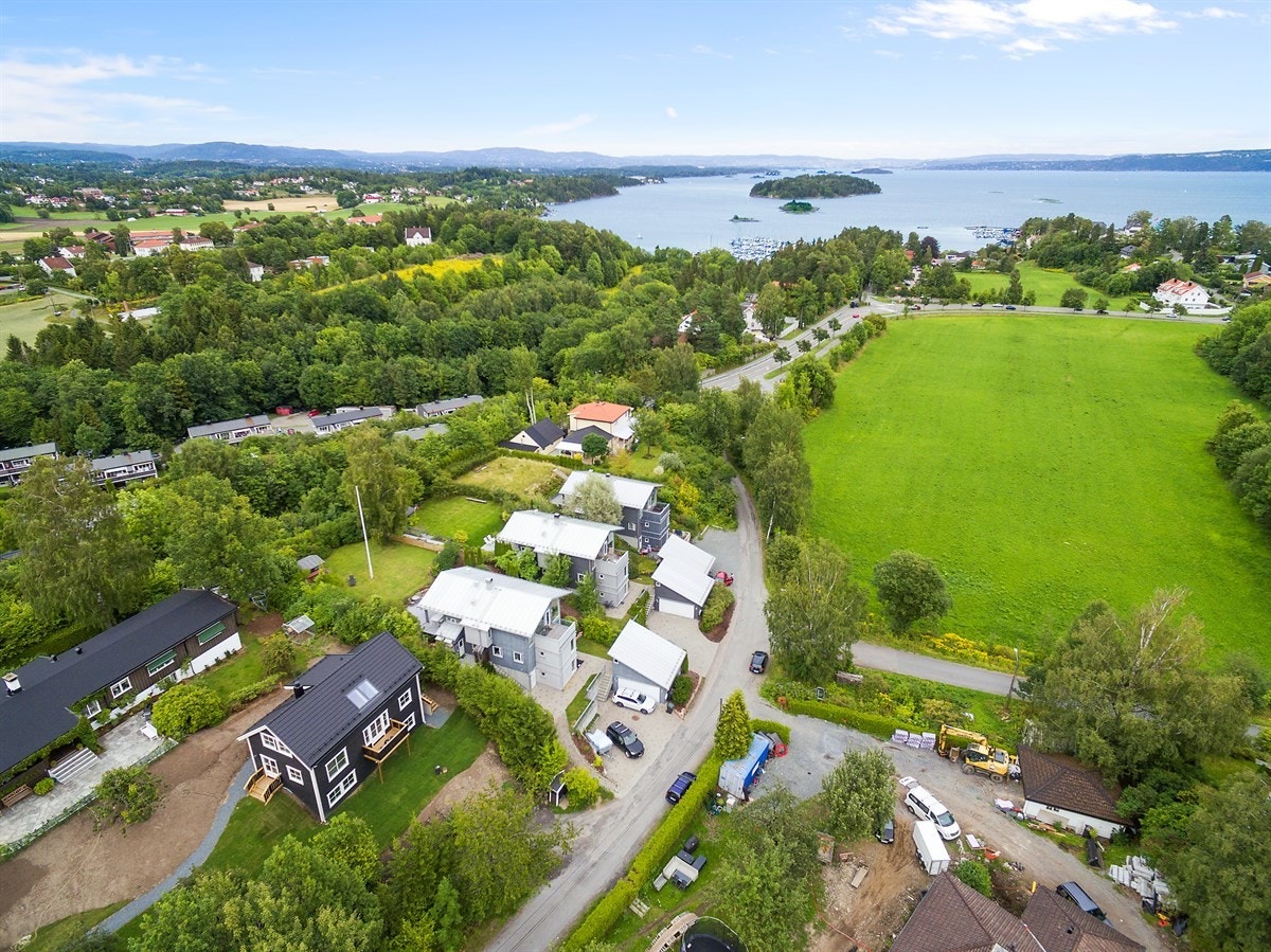 Populært og barnevennlig boligstrøk på Vettre Galleribilde