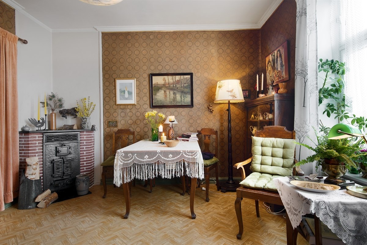 Denne unike leiligheten fra 1916 er presentert av Proaktiv Properties v/Henrik Nordhus tlf: 97675550 Galleribilde