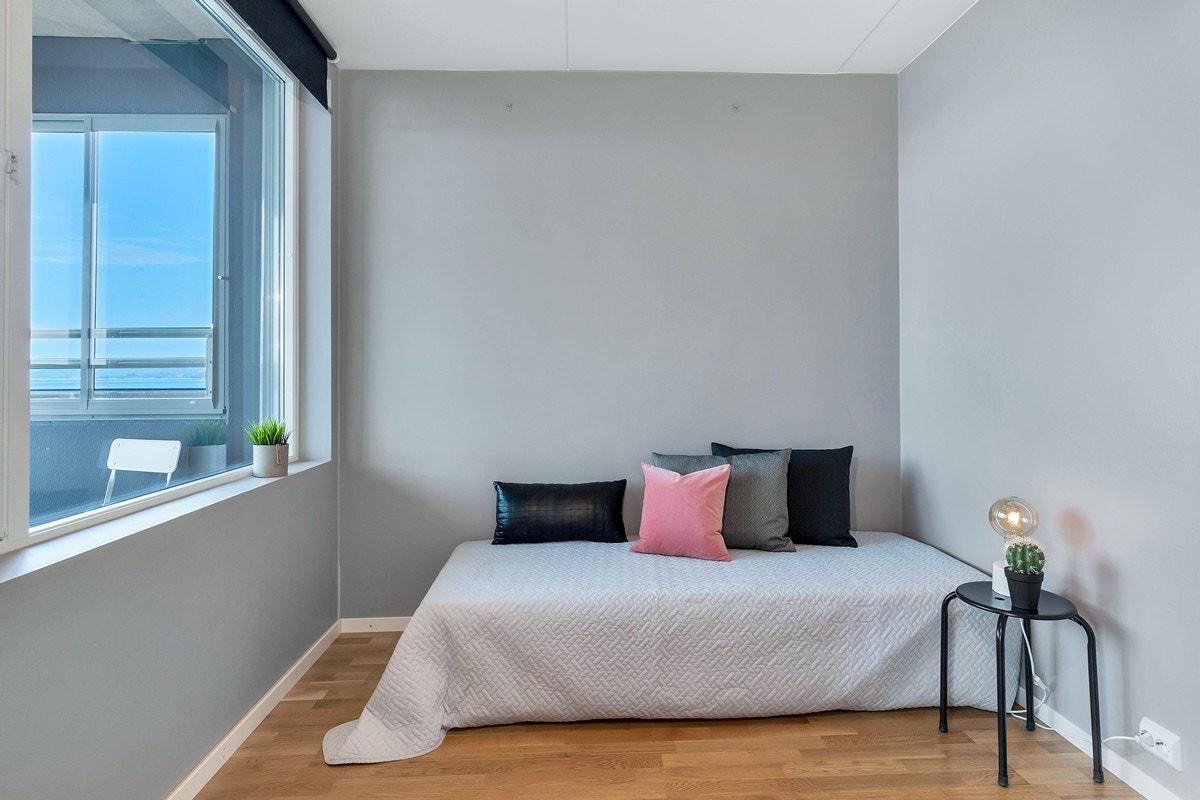 Soverom 2 - sjøutsikt (gjennom balkong) Galleribilde