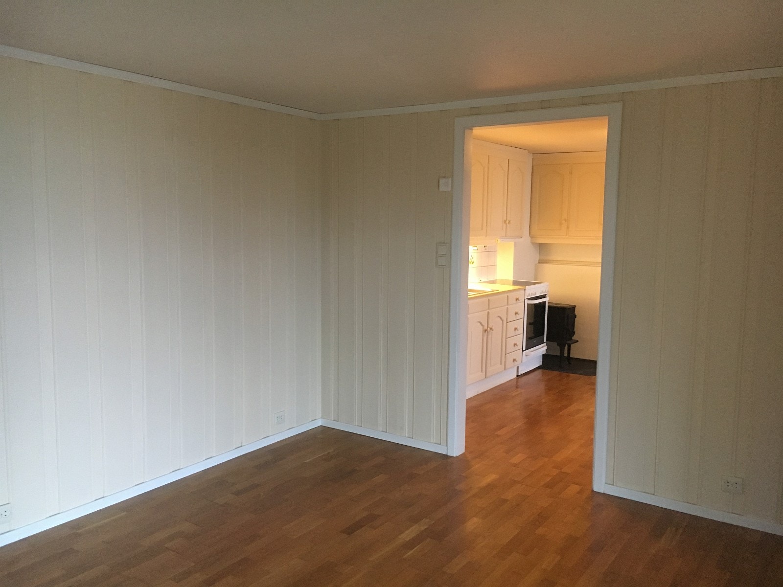 Stue mot kjøkken Galleribilde