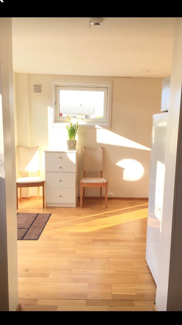 Inngangsparti/ kjøkken Galleribilde