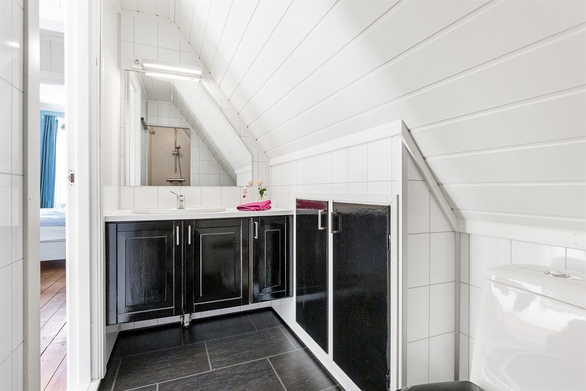 Baderommet er pusset opp i 1997... Galleribilde