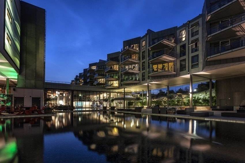 Kveld på hotellet. Galleribilde