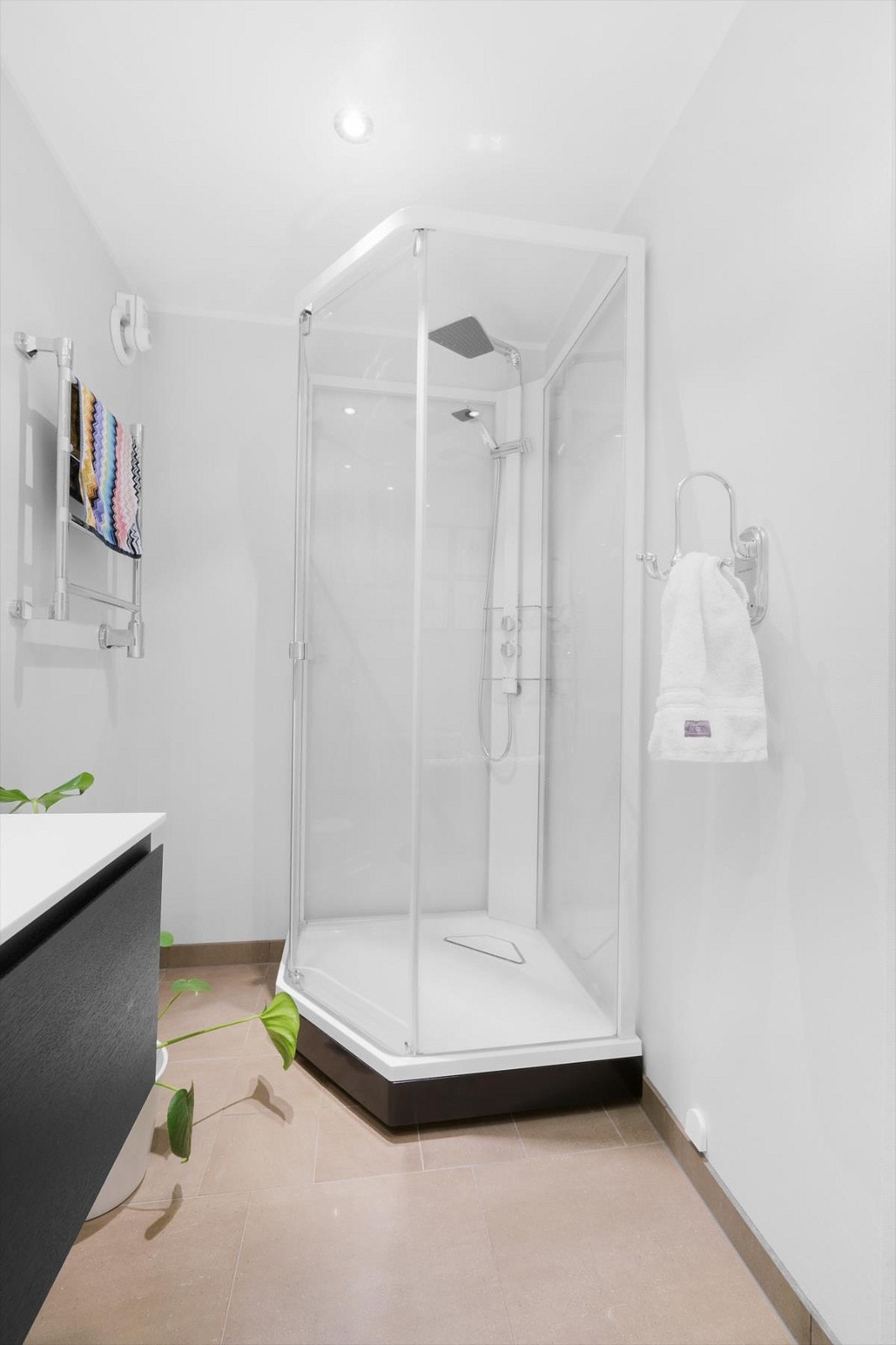 Elektrisk håndkletørker Galleribilde