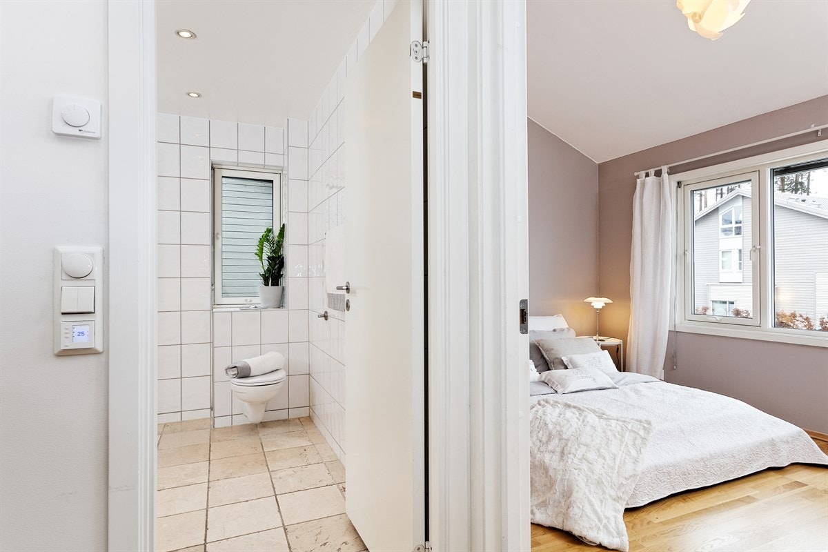 Inngang til badet Galleribilde