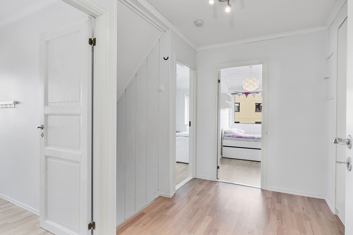 Gang i 2. etasje mellom soverom og bad Galleribilde