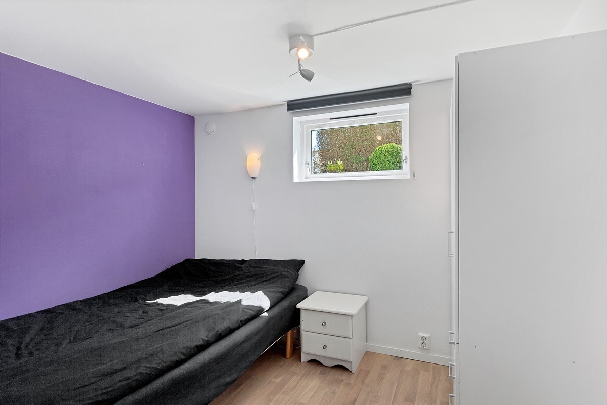 Kjeller - soverom (ikke godkjent pga lysareal) Galleribilde