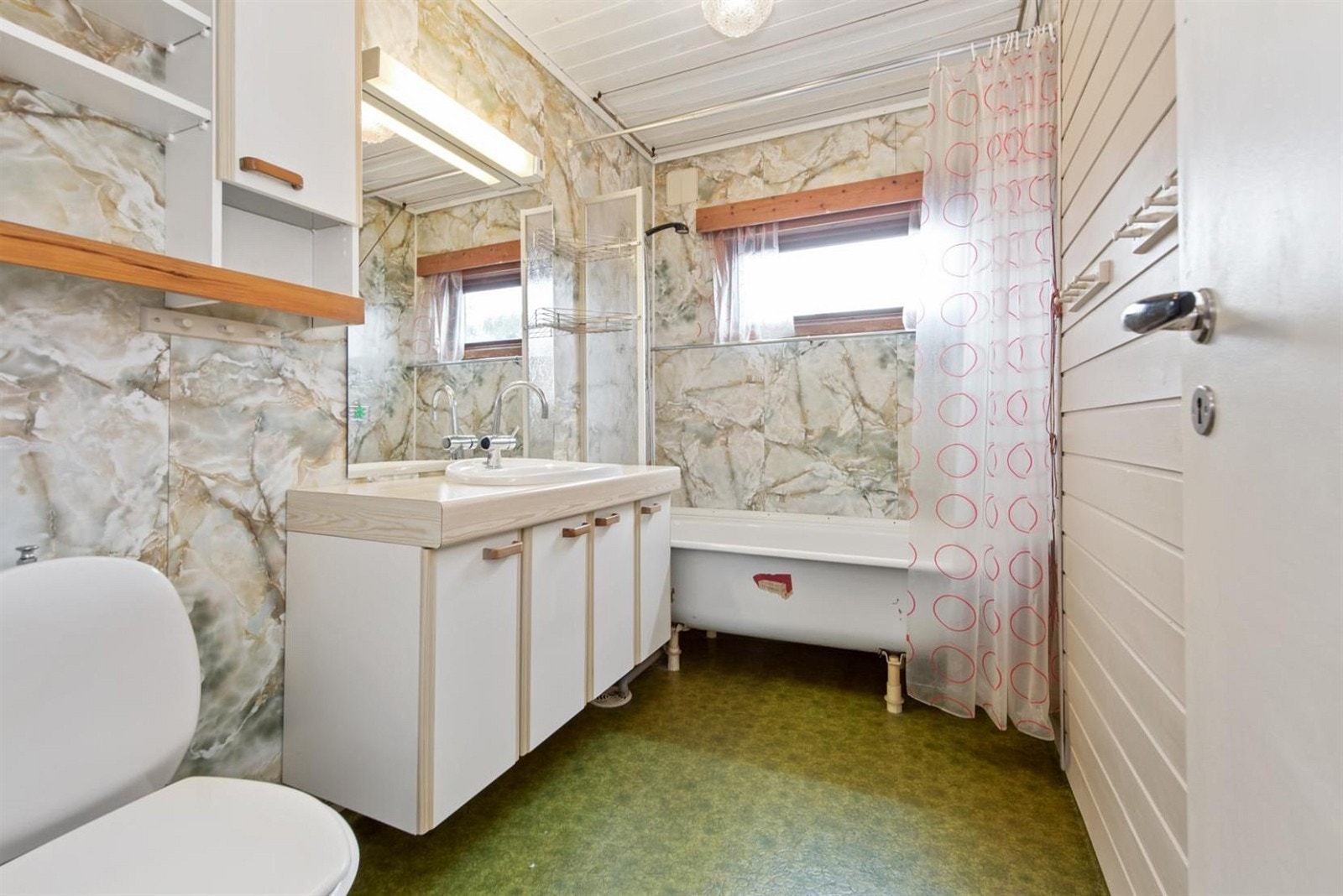 Baderom. Galleribilde