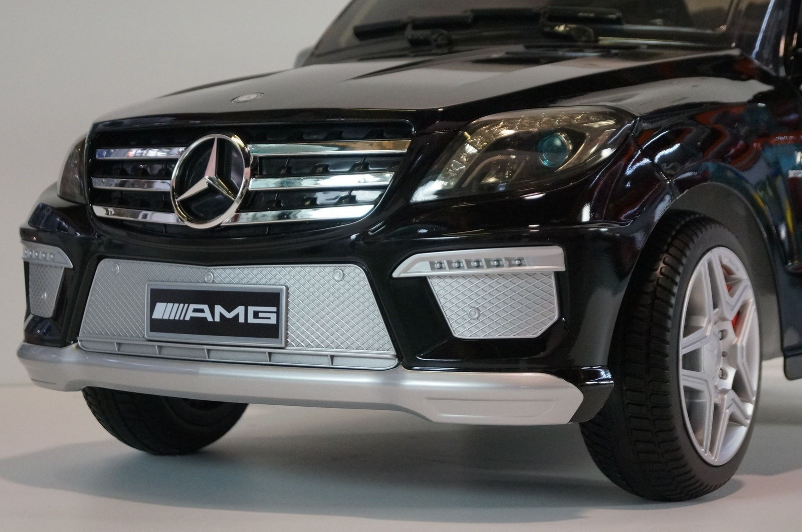 Mercedes Ml 63 Amg Elektrisk Barnebil Finnno