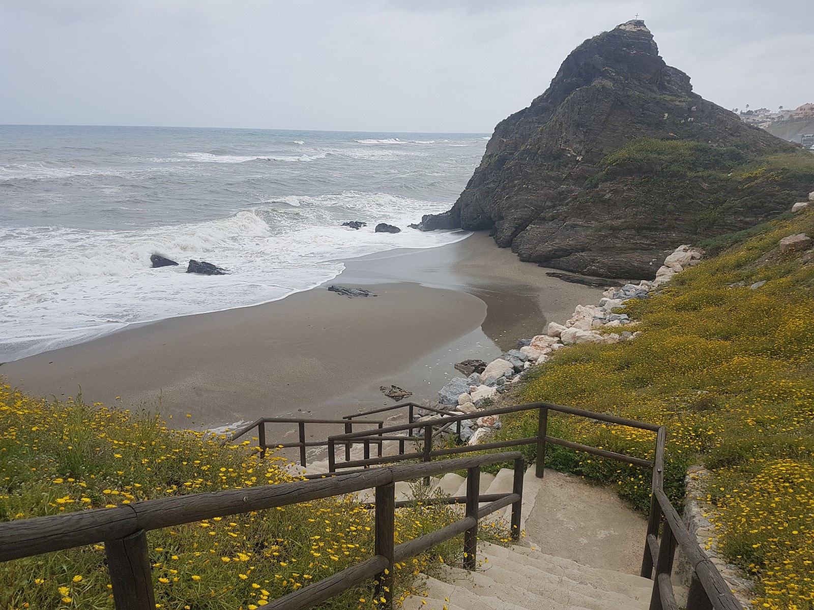 Herlig strand, 200 meter fra huset. Galleribilde