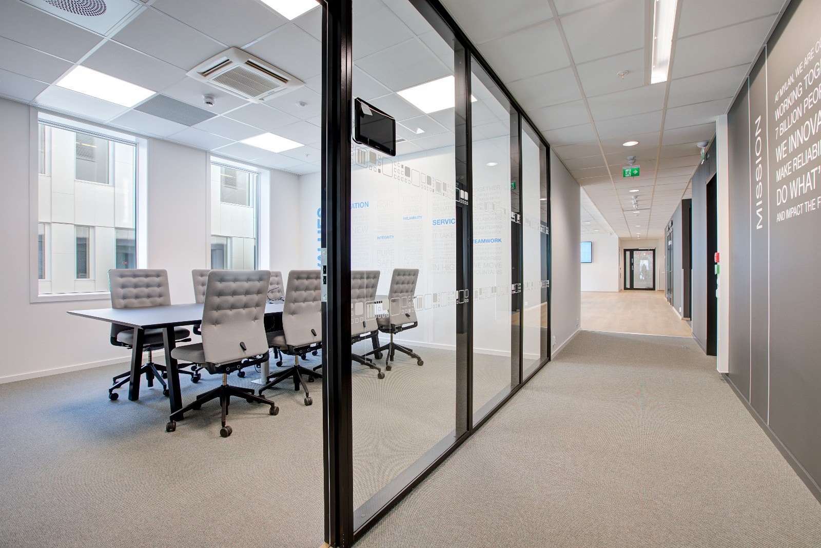 Høy kontorstandard Galleribilde