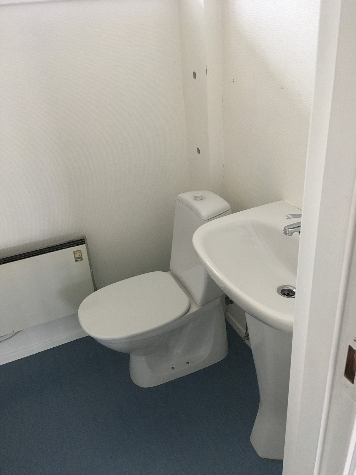 Wc m/ servant Galleribilde