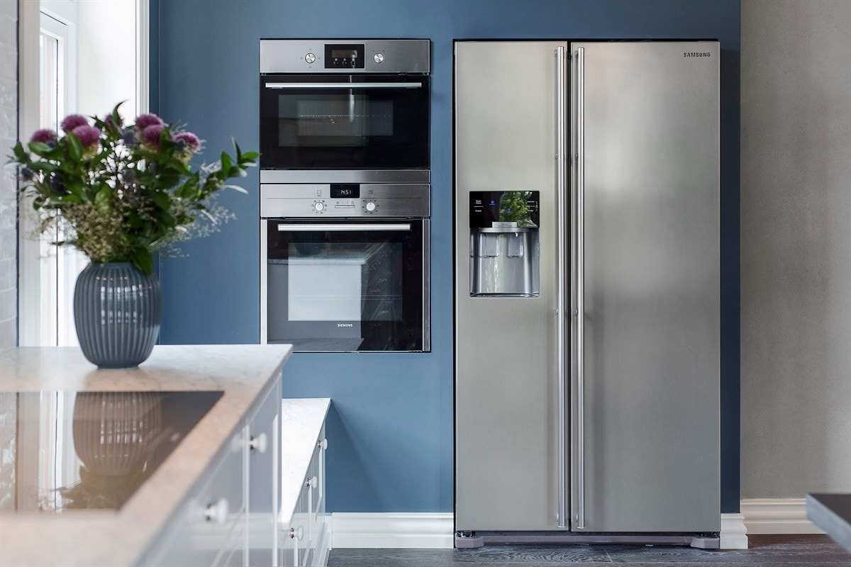 Kjøkkenet har integrerte hvitevarer Galleribilde