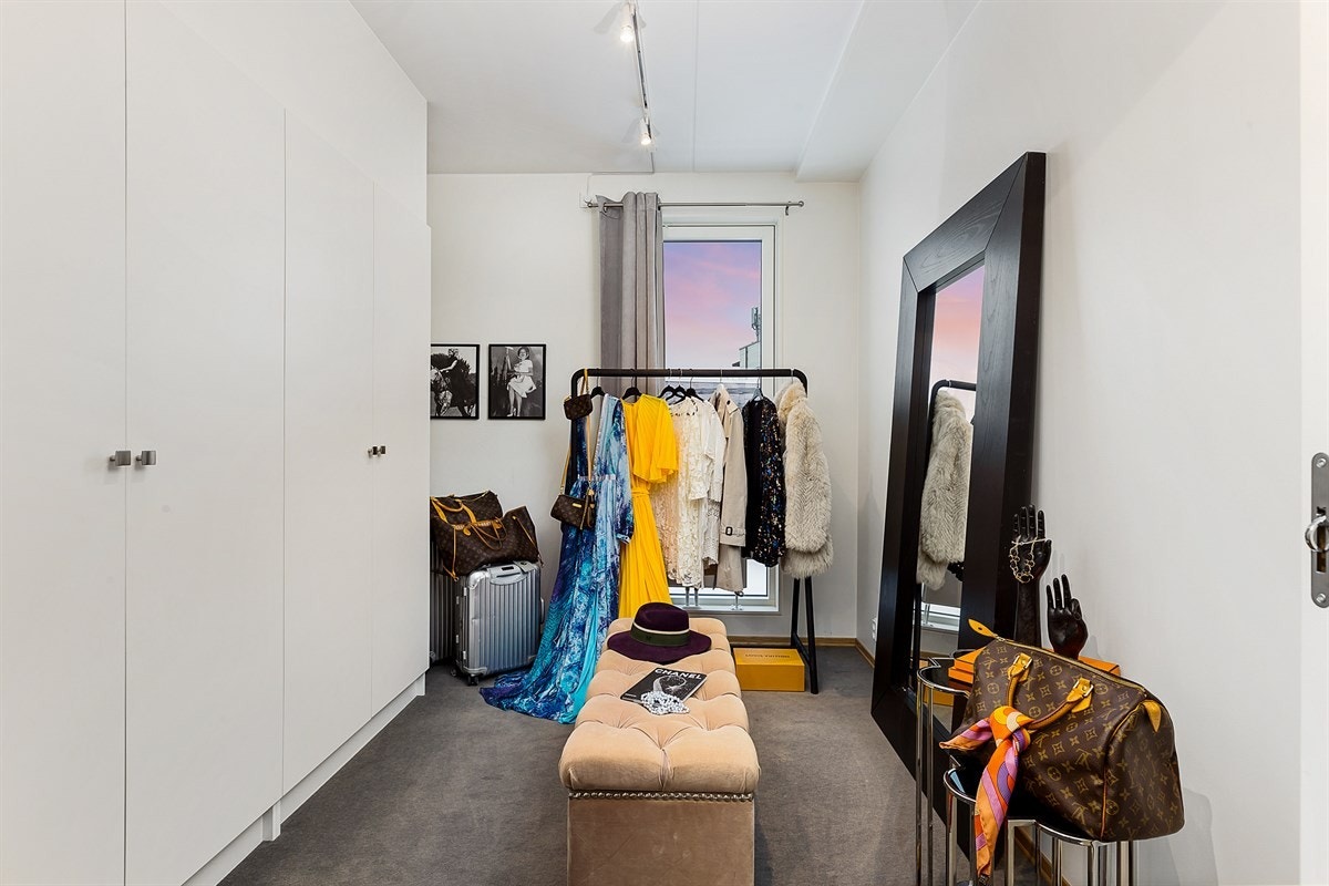 Walk-in-closet Galleribilde