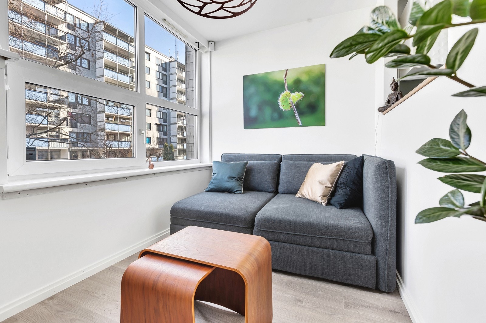 Nyt dine late dager i dette kosehjørnet med mye naturlig lys inn. Galleribilde