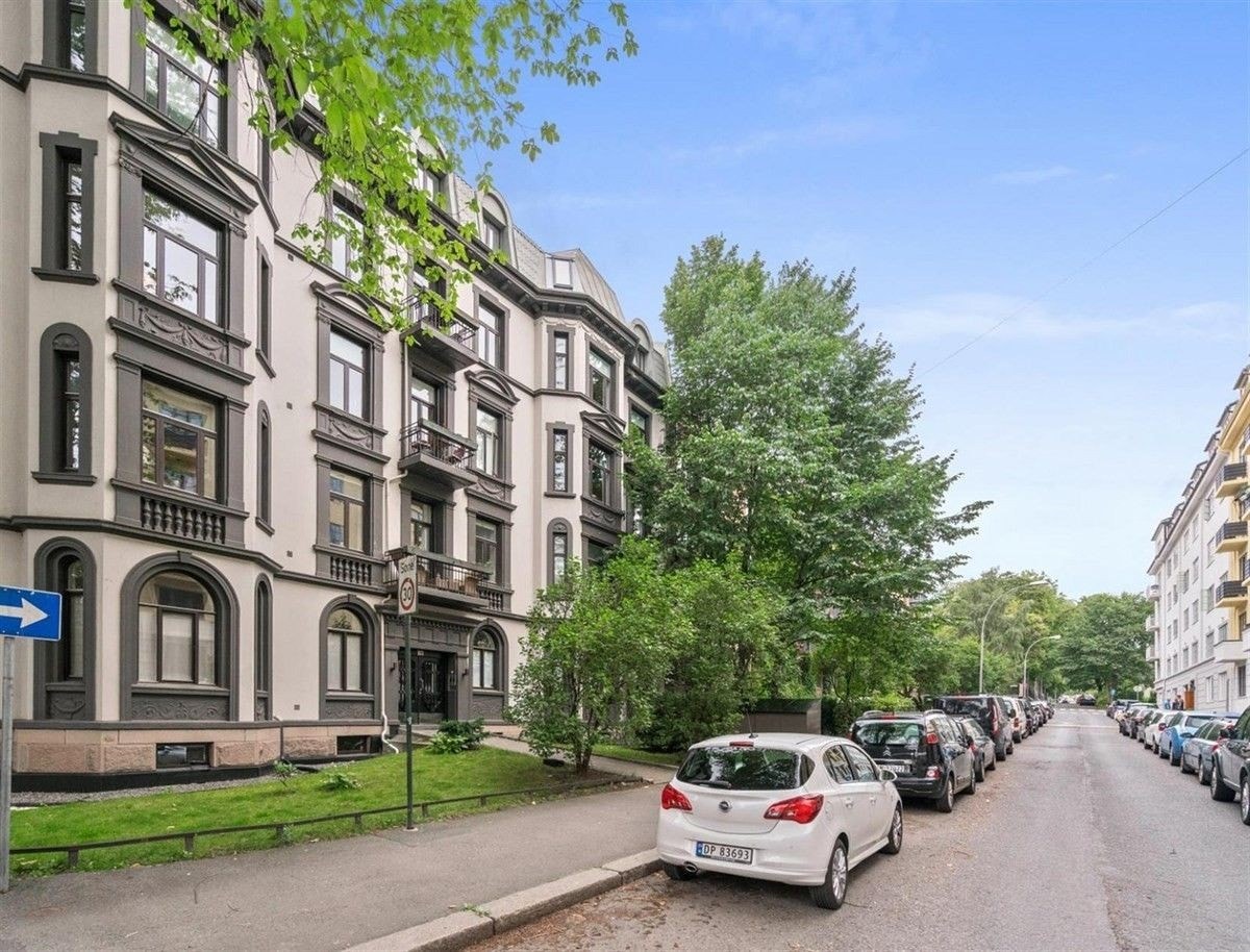 Beboerparkering Galleribilde