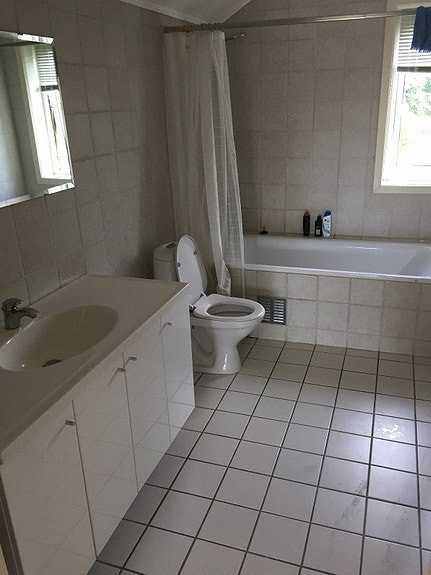 Bad 2. etg Galleribilde