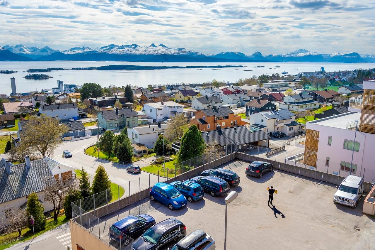 Superutsikt fra verandaen over Moldepanoramaet Galleribilde