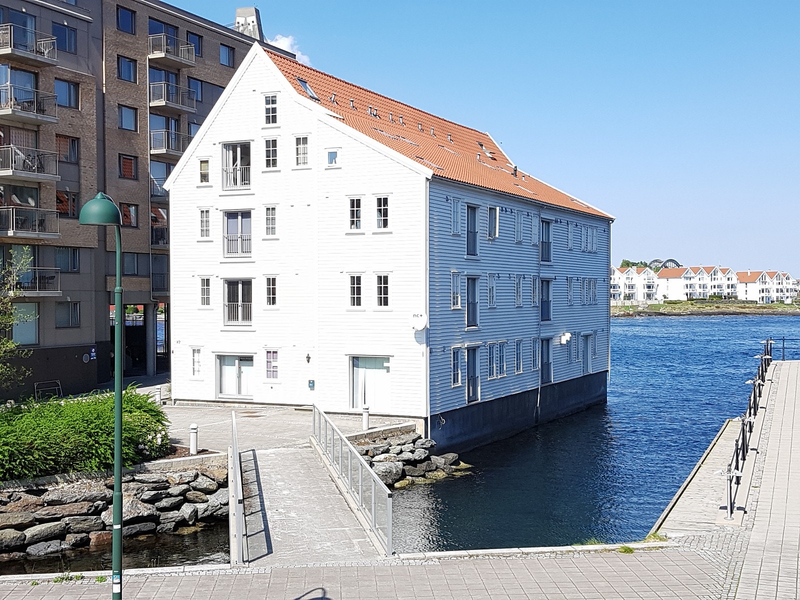 Leiligheten 2. etg, nærmest til høyre på bildet Galleribilde