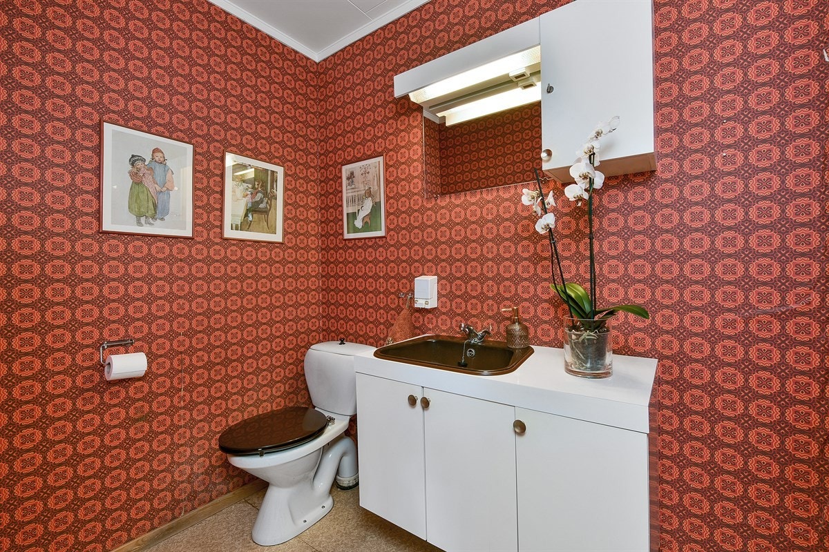 Tilliggende er det wc-rom og vaskerom. Galleribilde