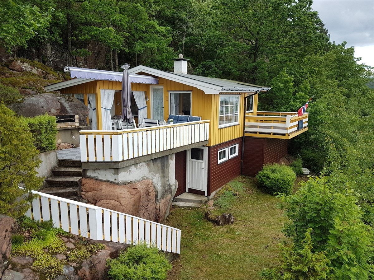 Fasade hovedbygg Galleribilde