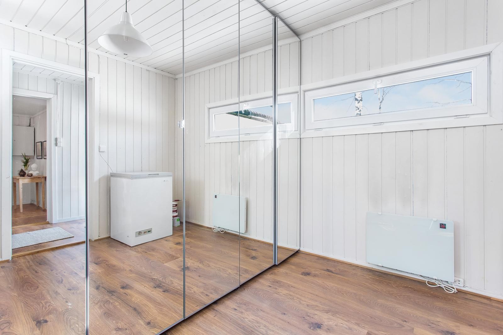 Garderobe Galleribilde