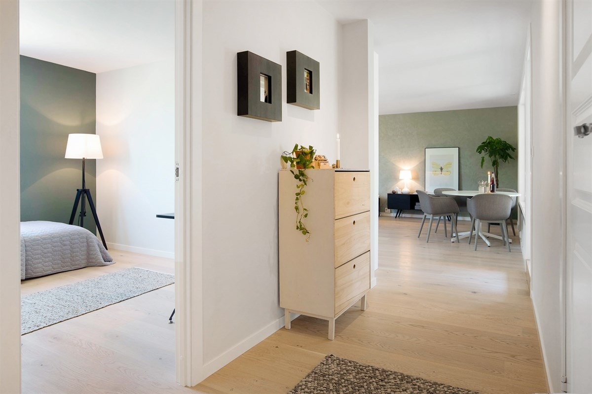 Hall/gang Galleribilde