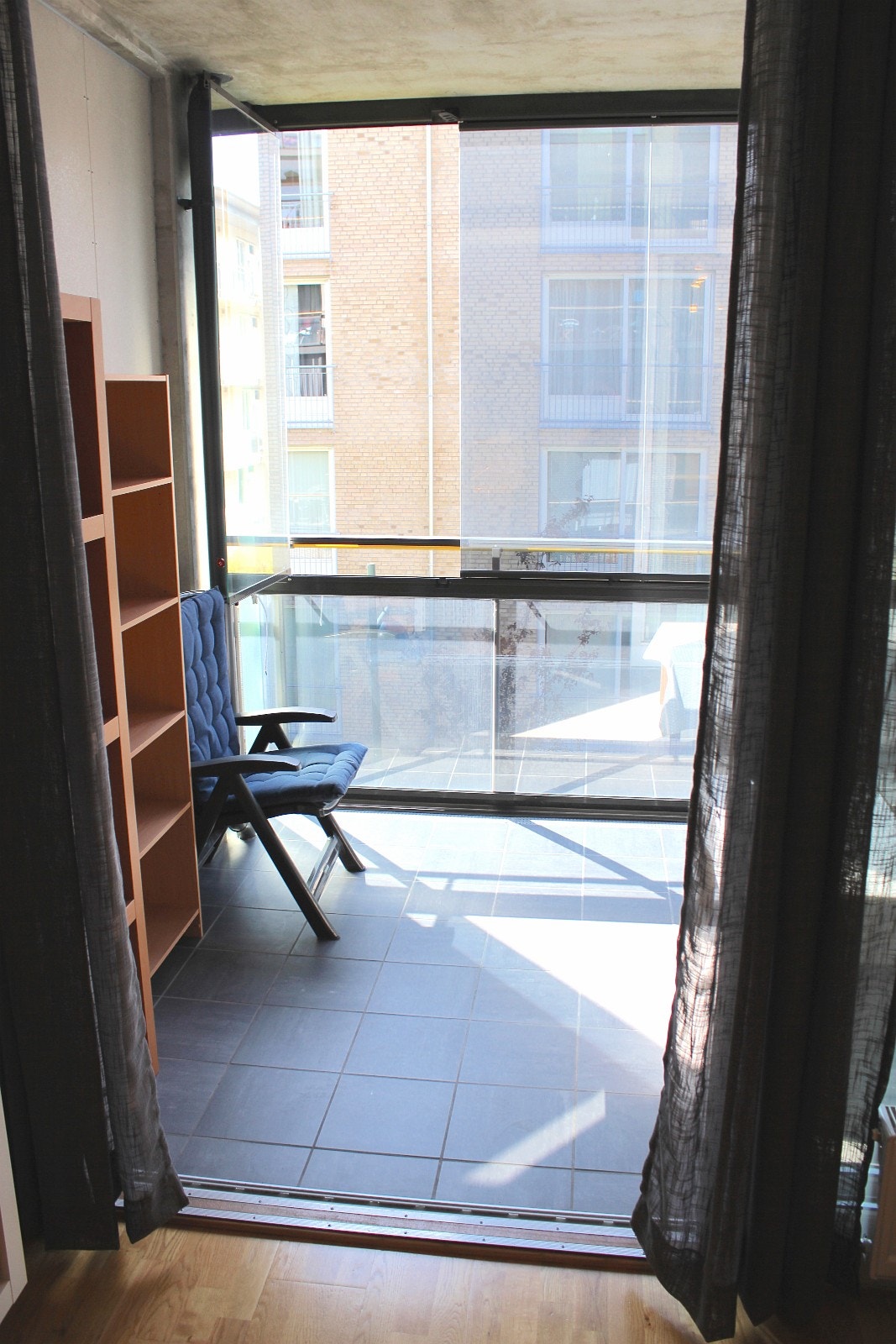 Innglasset balkong Galleribilde