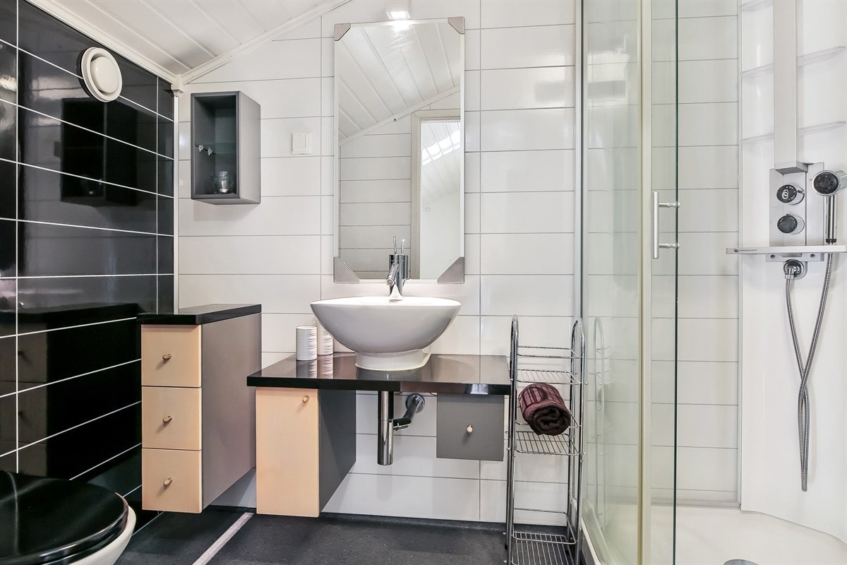 6 bad (1) Galleribilde