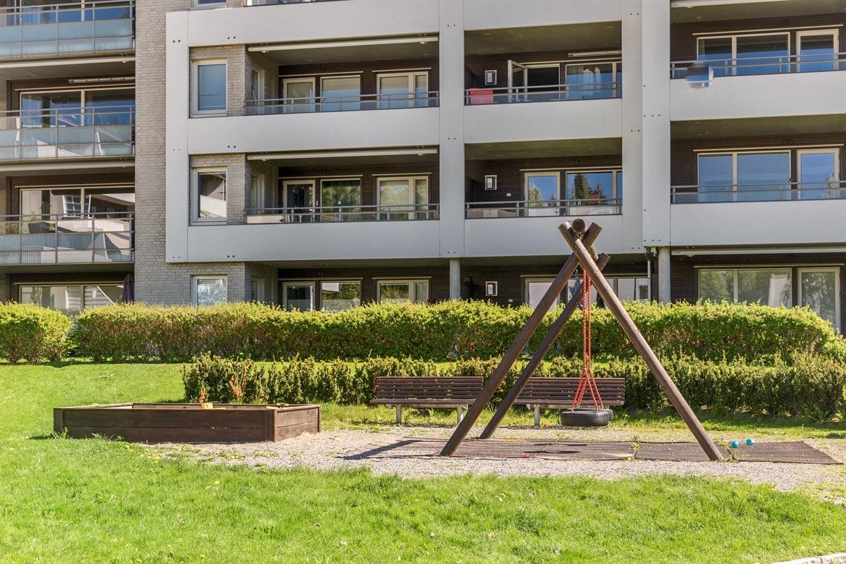 10uteomrade Galleribilde