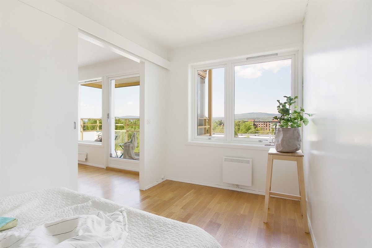 Sovealkoven er fri for innsyn og utsikten er nydelig å både sovne og våken til. Galleribilde