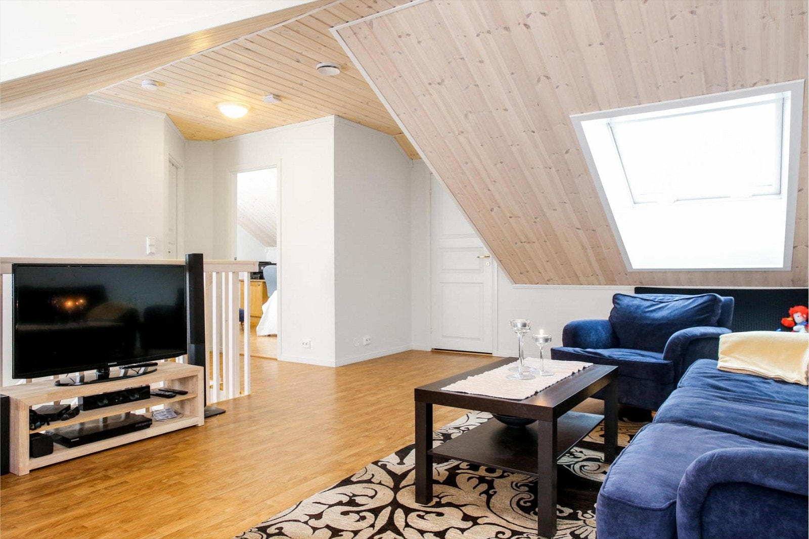 Her er det god plass til en hyggelig TV-krok. Galleribilde